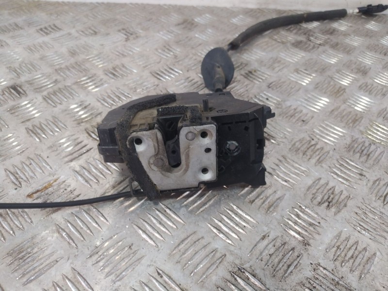 Recambio de cerradura puerta trasera izquierda para renault clio iv (bh_) 1.5 dci 90 referencia OEM IAM 825015591R  