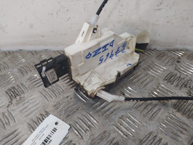 Recambio de cerradura puerta delantera izquierda para peugeot 308 sw referencia OEM IAM 567148  