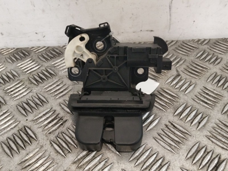 Recambio de cerradura maletero / porton para audi a3 sportback (8pa) 2.0 tdi referencia OEM IAM 8P4827505C  
