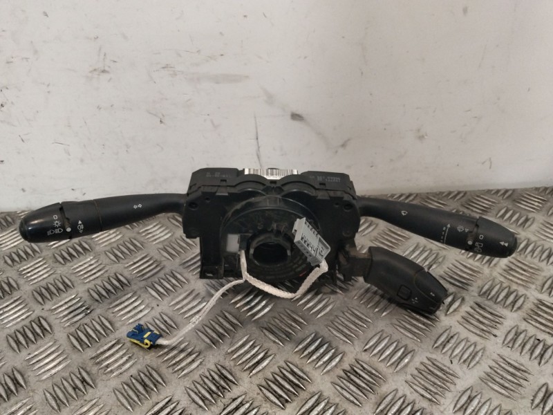 Recambio de mando luces para peugeot 308 sw referencia OEM IAM 96660139XT  