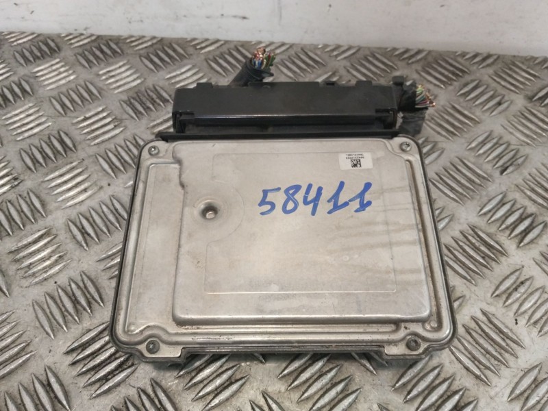 Recambio de centralita motor uce para seat ibiza (6j5) referencia OEM IAM 03G906013K  