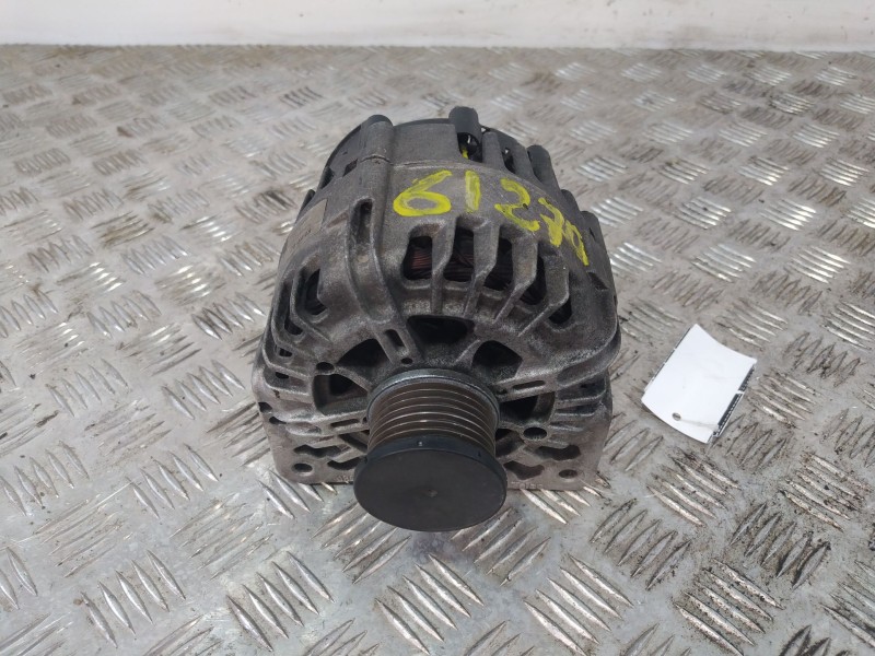 Recambio de alternador para opel vivaro a furgoneta (x83) 2.0 cdti (f7) referencia OEM IAM 1689802080  