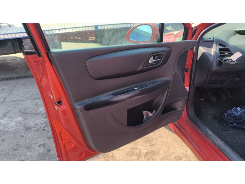 Recambio de elevalunas delantero izquierdo para citroën c4 i (lc_) 1.4 16v referencia OEM IAM 9221V1  