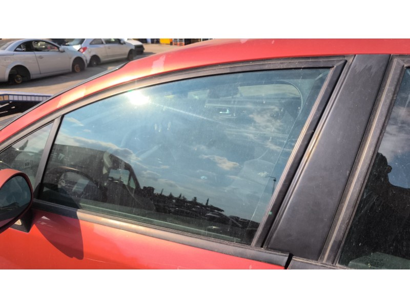 Recambio de luna delantera izquierda para citroën c4 i (lc_) 1.4 16v referencia OEM IAM 9201F1  