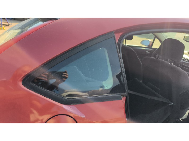 Recambio de luna custodia trasera derecha para citroën c4 i (lc_) 1.4 16v referencia OEM IAM 8569EZ  