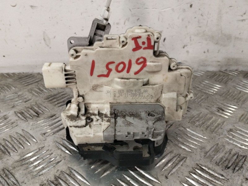 Recambio de cerradura puerta trasera izquierda para audi a4 b6 (8e2) 2.0 referencia OEM IAM 8E0839015  