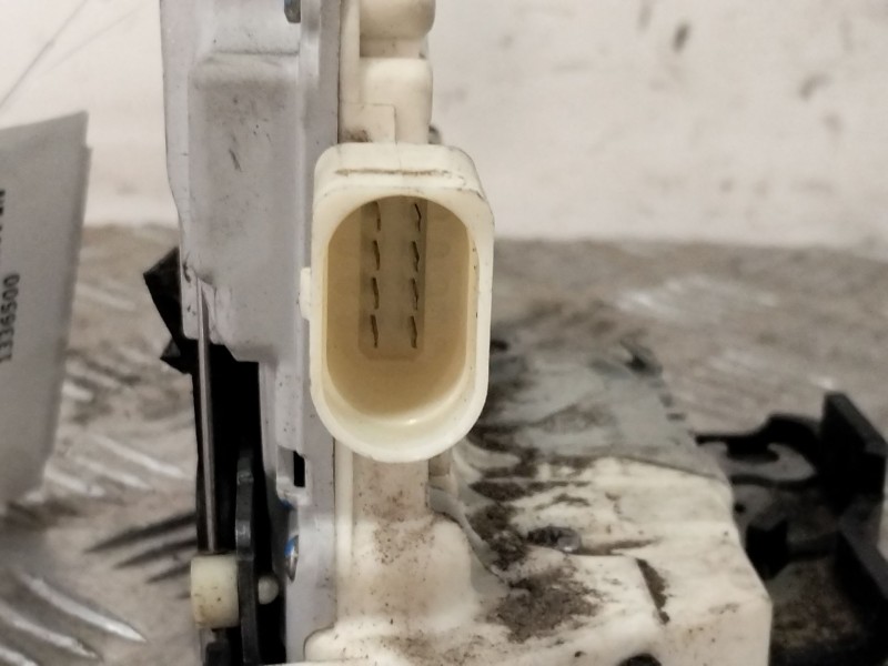 Recambio de cerradura puerta trasera izquierda para audi a4 b6 (8e2) 2.0 referencia OEM IAM 8E0839015  