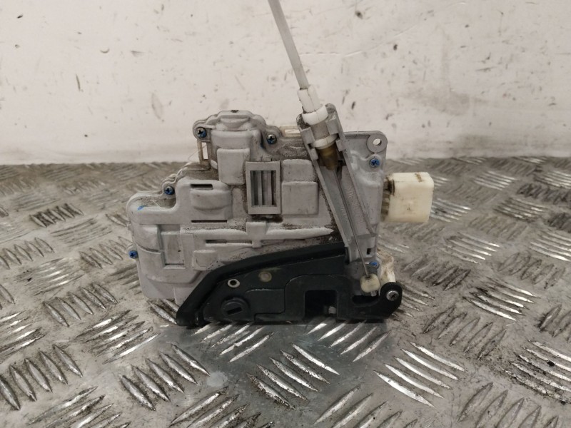 Recambio de cerradura puerta trasera izquierda para audi a4 b6 (8e2) 2.0 referencia OEM IAM 8E0839015  