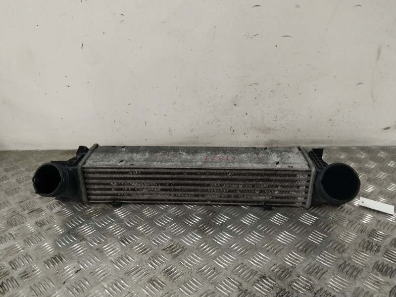 Recambio de intercooler para bmw 3 (e90) 320 d referencia OEM IAM 779878802  