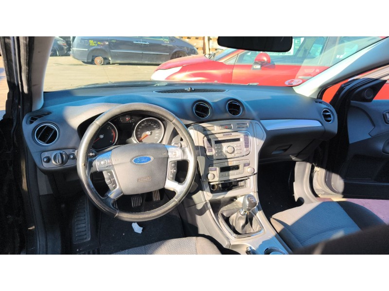 Recambio de salpicadero para ford mondeo iv turnier (ba7) 1.8 tdci referencia OEM IAM 1727185  
