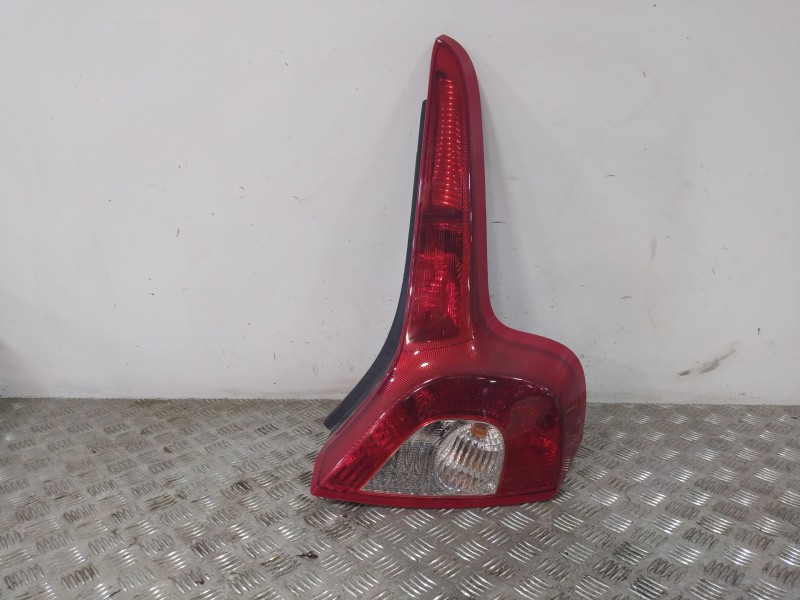 Recambio de piloto trasero derecho para volvo c30 (533) 1.6 referencia OEM IAM 31213914  