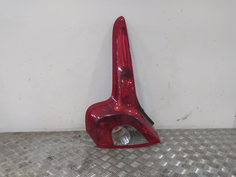 Recambio de piloto trasero izquierdo para volvo c30 (533) 1.6 referencia OEM IAM 31213913 27710105 
