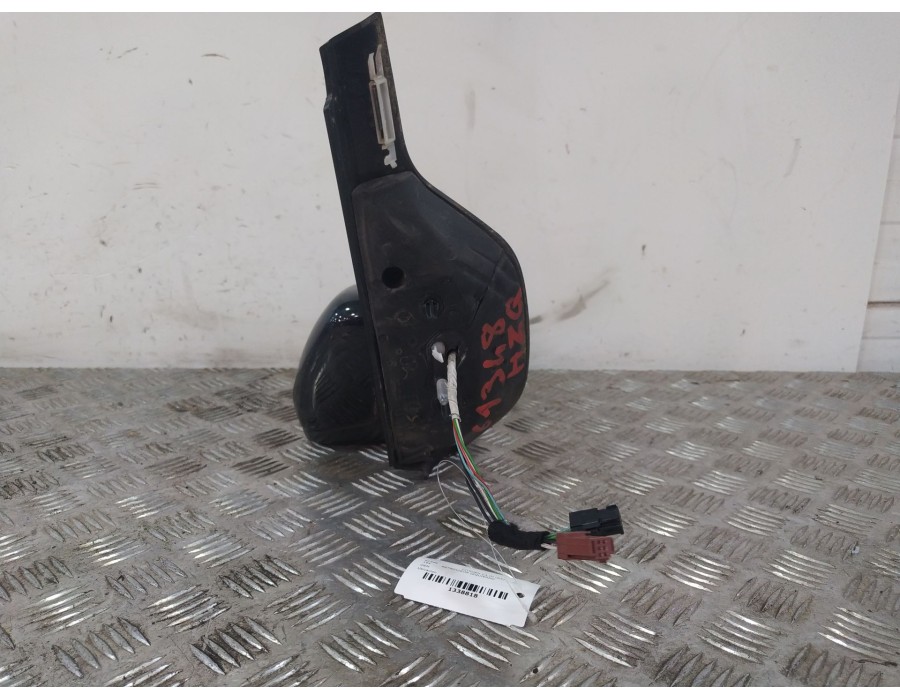 Recambio de retrovisor izquierdo para citroën c3 iii (sx) 1.2 vti 82 referencia OEM IAM 98267133XT  