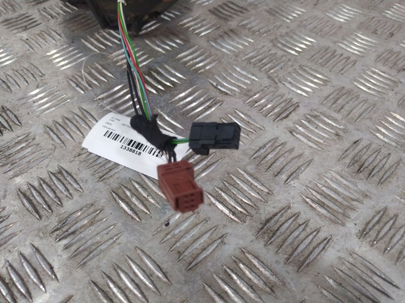 Recambio de retrovisor izquierdo para citroën c3 iii (sx) 1.2 vti 82 referencia OEM IAM 98267133XT  