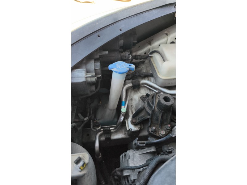 Recambio de deposito limpia para hyundai ix35 (lm, el, elh) 1.6 referencia OEM IAM 986102Y000  
