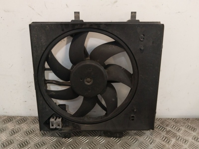 Recambio de electroventilador para citroën c3 1.4 hdi referencia OEM IAM 9682902080A  
