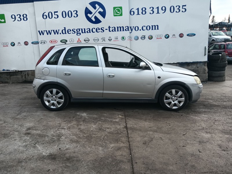 opel corsa c (x01) del año 2006