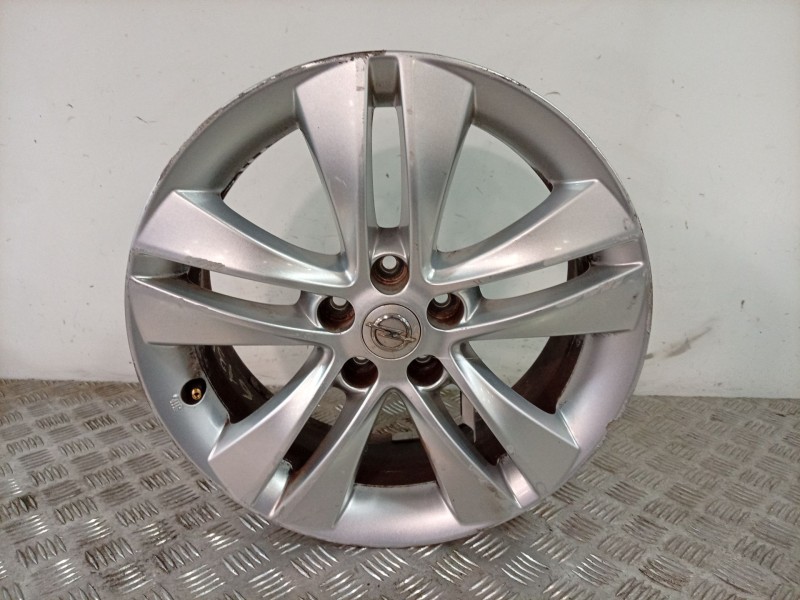 Recambio de llanta para opel combo furgón/monospace (x12) 1.3 cdti (b05) referencia OEM IAM 51986286  