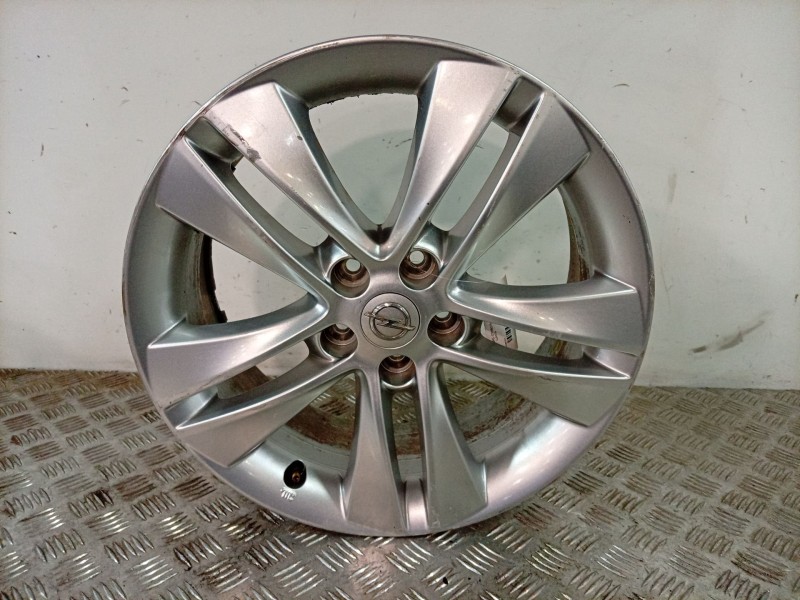 Recambio de llanta para opel combo furgón/monospace (x12) 1.3 cdti (b05) referencia OEM IAM 51986286  