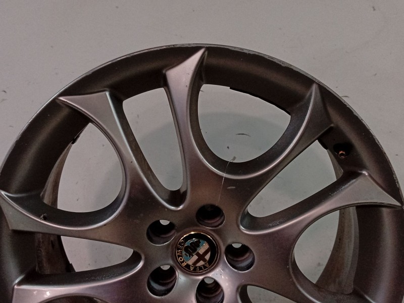 Recambio de llanta para alfa romeo 147 (190) referencia OEM IAM 156074770  