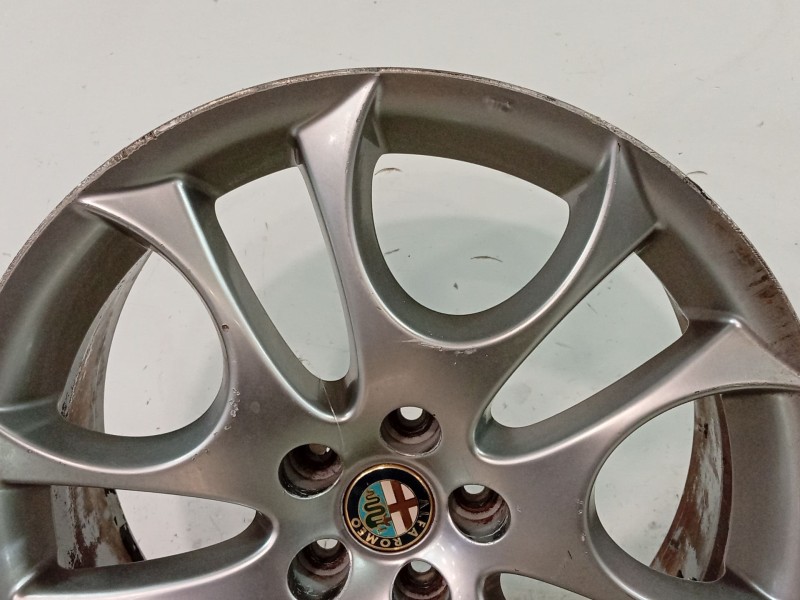 Recambio de llanta para alfa romeo 147 (190) referencia OEM IAM 156074770  