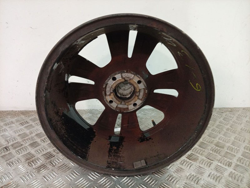 Recambio de llanta para citroën c3 iii (sx) 1.2 vti 82 referencia OEM IAM 9813075077  