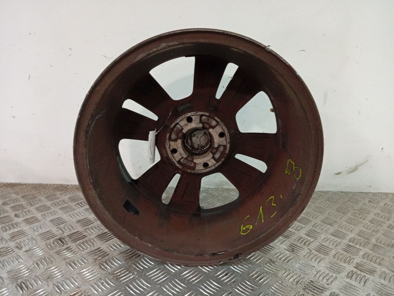 Recambio de llanta para citroën c3 iii (sx) 1.2 vti 82 referencia OEM IAM 9813075077  