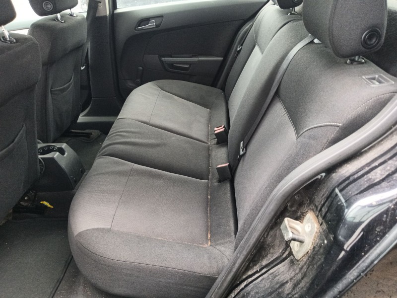 opel astra h (a04) del año 2008