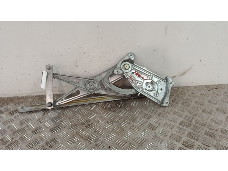 Recambio de elevalunas delantero izquierdo para renault megane iii berlina 5 p referencia OEM IAM 966036102  