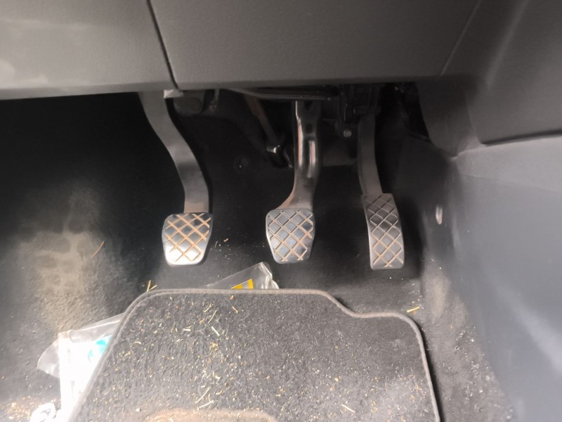 Recambio de pedal embrague para seat ibiza iv (6j5, 6p1) 1.9 tdi referencia OEM IAM 6R1721059S  