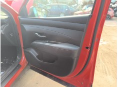 Recambio de guarnecido puerta delantera derecha para hyundai tucson (nx4e_f5p81_m61a11) 1.6 turbo referencia OEM IAM 82386N7000 