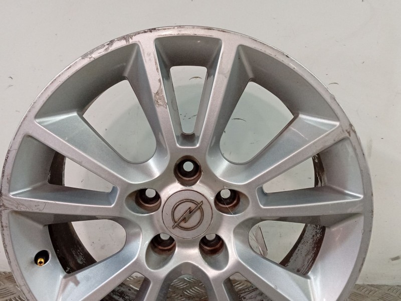 Recambio de llanta para opel zafira / zafira family b (a05) 1.9 cdti (m75) referencia OEM IAM 13120652  