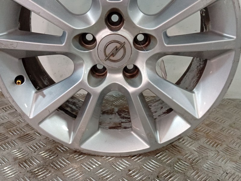 Recambio de llanta para opel zafira / zafira family b (a05) 1.9 cdti (m75) referencia OEM IAM 13120652  
