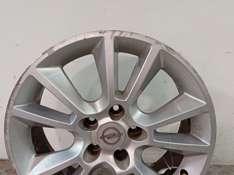 Recambio de llanta para opel zafira / zafira family b (a05) 1.9 cdti (m75) referencia OEM IAM 13120652  