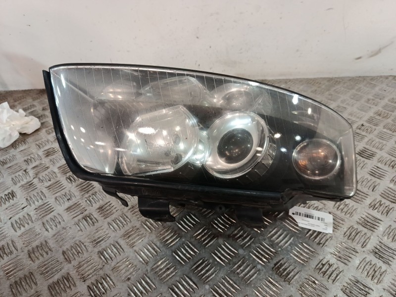 Recambio de faro derecho para audi a4 berlina (8e) 1.8 20v turbo referencia OEM IAM 69938240  