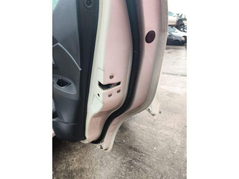 Recambio de cerradura puerta trasera derecha para kia rio iii (ub) 1.4 cvvt referencia OEM IAM 814211W010  