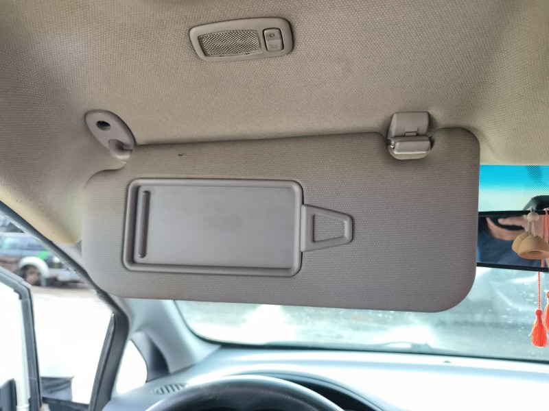 Recambio de parasol izquierdo para kia rio iii (ub) 1.4 cvvt referencia OEM IAM 852011W150HCS  