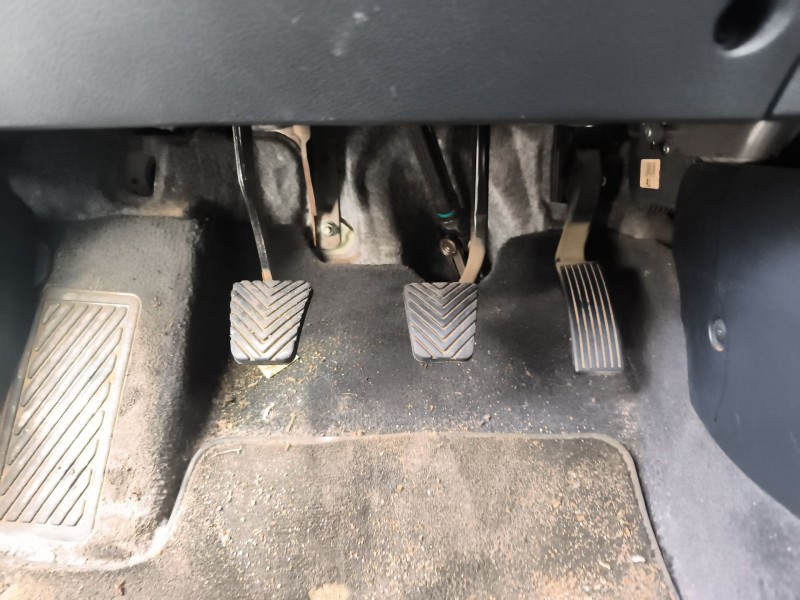 Recambio de pedal acelerador para kia rio iii (ub) 1.4 cvvt referencia OEM IAM 327001W000  