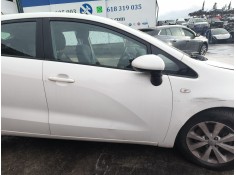 Recambio de puerta delantera derecha para kia rio iii (ub) 1.4 cvvt referencia OEM IAM 760041W010  