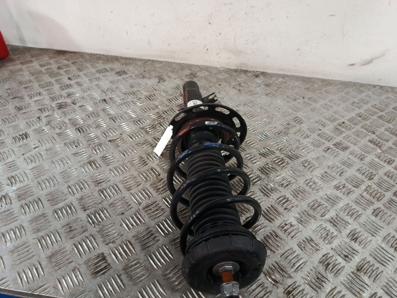 Recambio de amortiguador delantero derecho para citroën c3 referencia OEM IAM 9801736180  