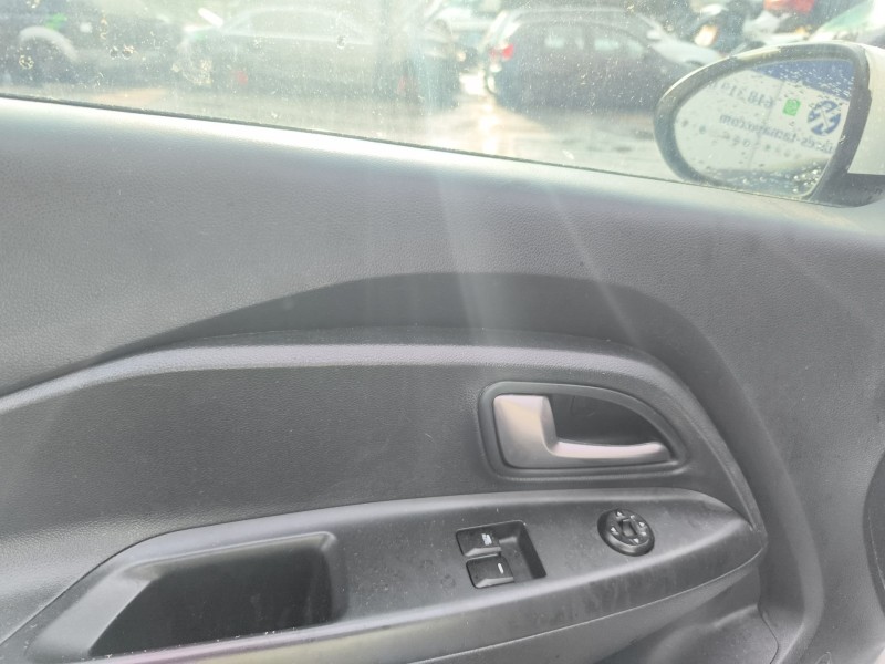 Recambio de maneta interior delantera izquierda para kia rio iii (ub) 1.4 cvvt referencia OEM IAM 826101W010  