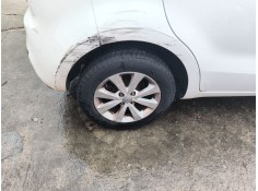 Recambio de paso de rueda trasero derecho para kia rio iii (ub) 1.4 cvvt referencia OEM IAM 868221W000  