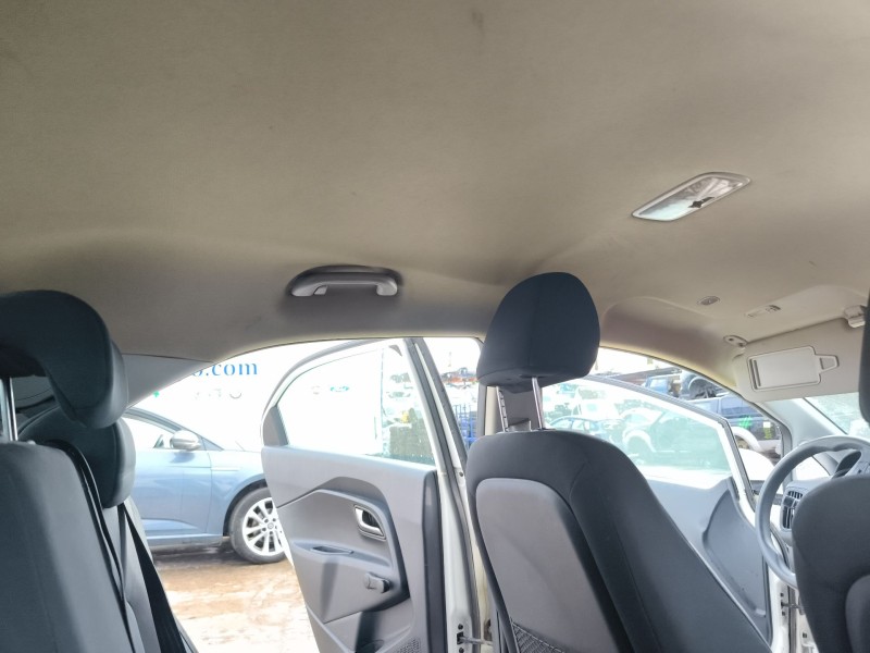 Recambio de techo interior para kia rio iii (ub) 1.4 cvvt referencia OEM IAM 853101W000HCS  