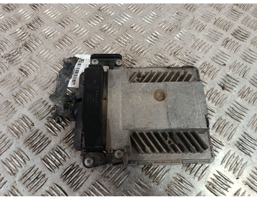 Recambio de centralita motor uce para audi a3 sportback (8pa) 2.0 tdi referencia OEM IAM 03G906018DH  