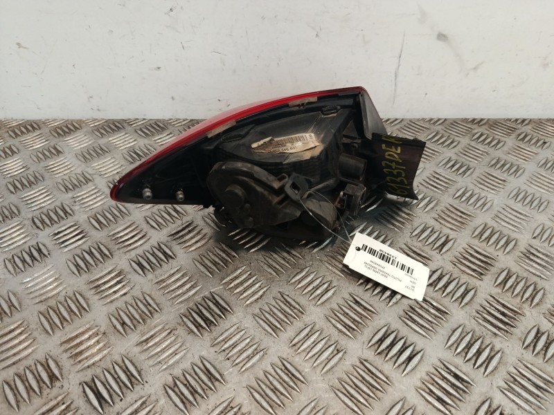 Recambio de piloto trasero derecho para seat leon (5f1) 1.2 tsi referencia OEM IAM 5F0945096  