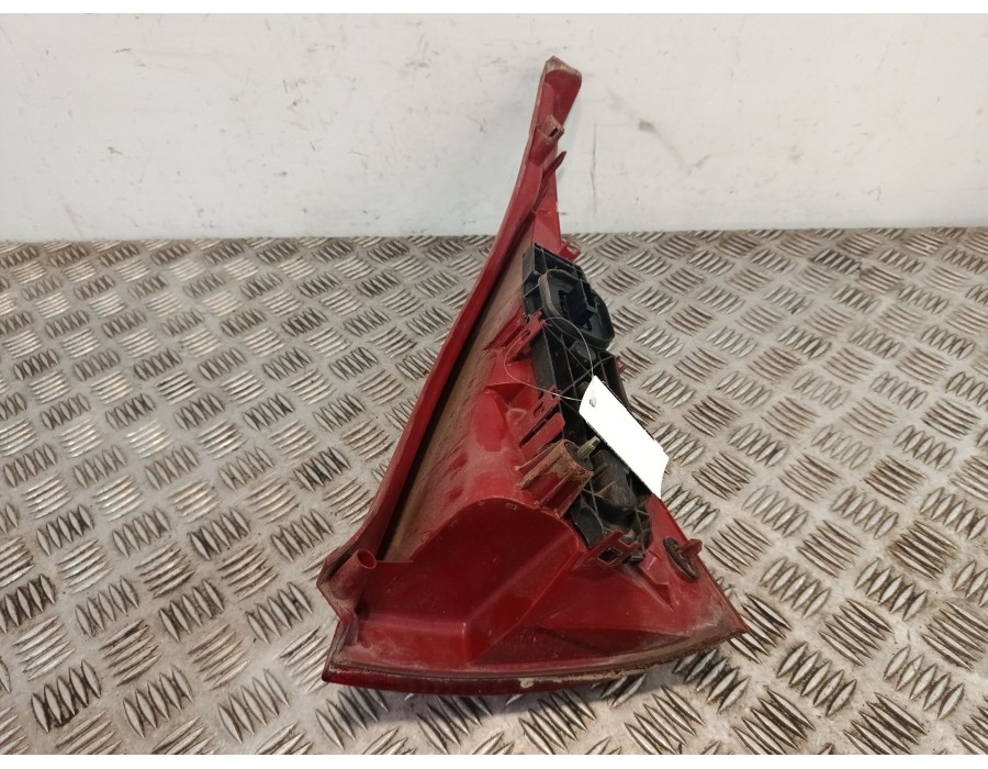 Recambio de piloto trasero izquierdo para citroën c3 i (fc_, fn_) 1.1 i referencia OEM IAM 6350X5  