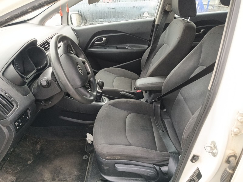 kia rio iii (ub) del año 2011