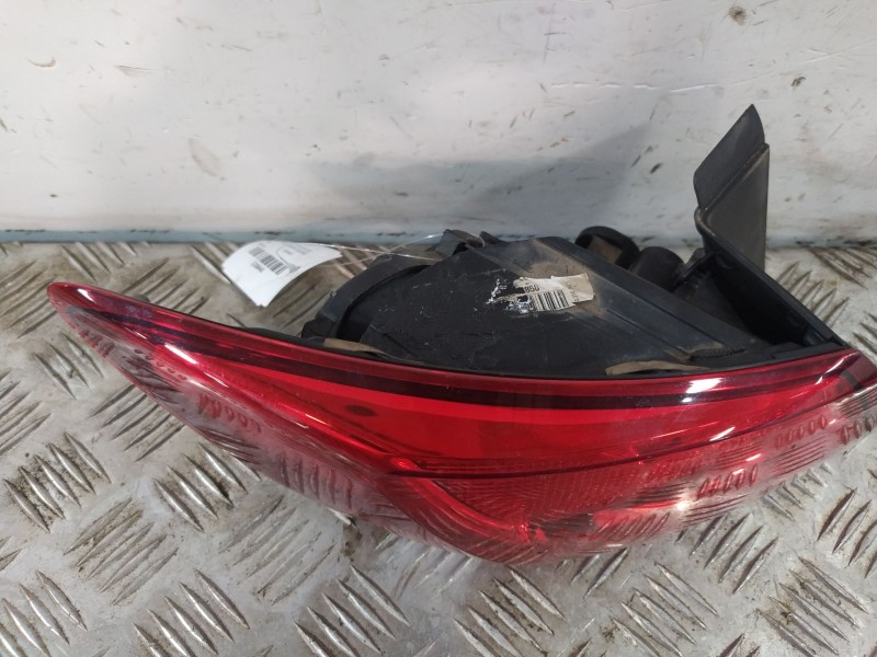Recambio de piloto trasero izquierdo para seat leon (5f1) 1.2 tsi referencia OEM IAM 90058407  