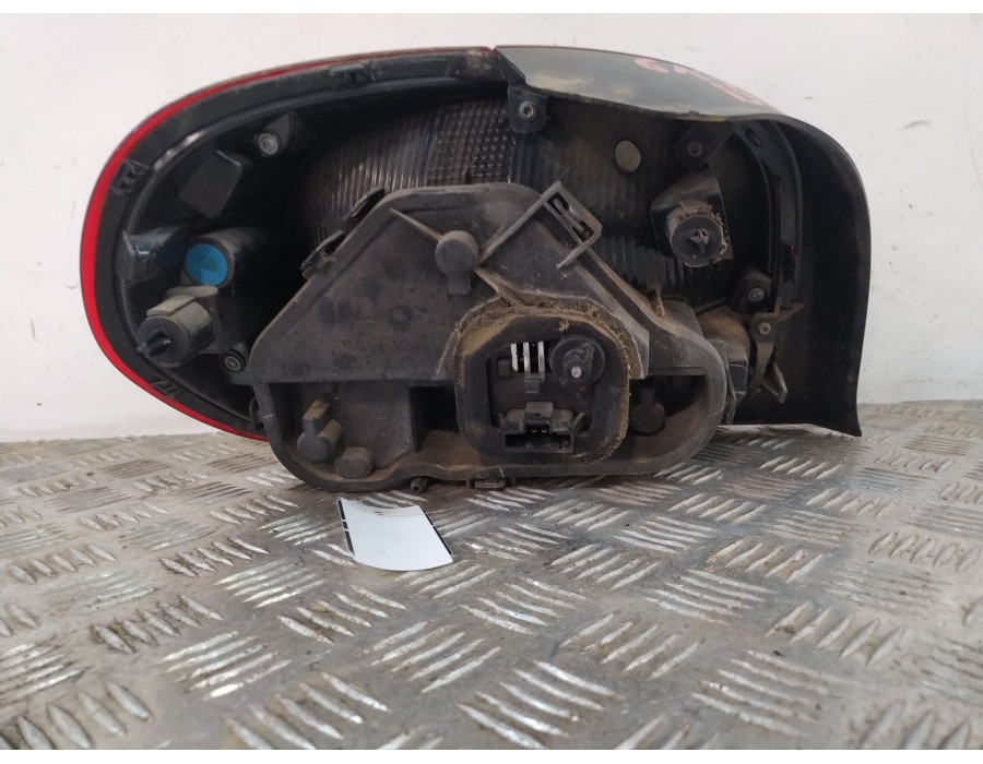 Recambio de piloto trasero derecho para citroën c3 iii (sx) 1.2 vti 82 referencia OEM IAM 9812257480  