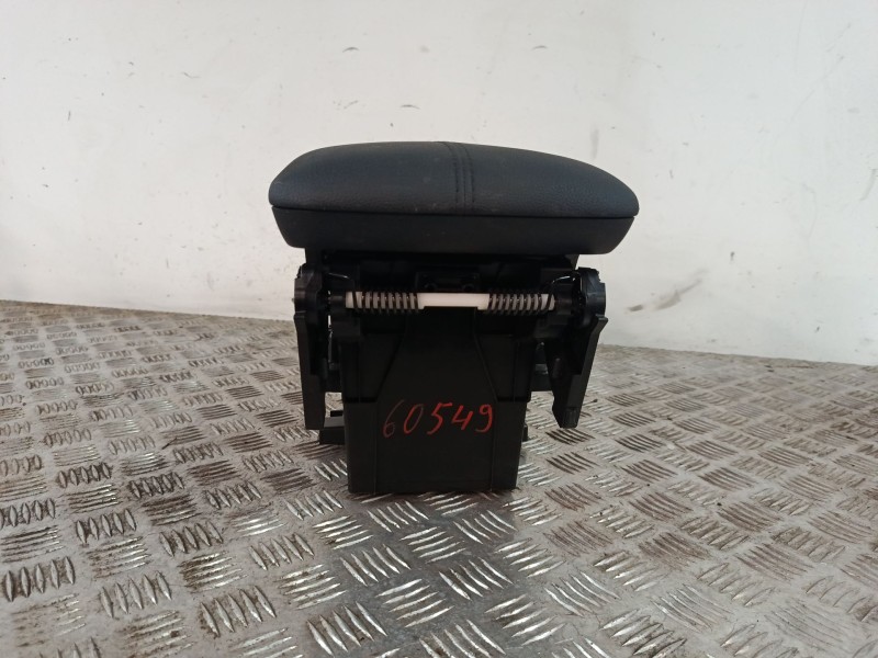 Recambio de apoyabrazos central para toyota rav 4 v (_a5_, _h5_) 2.0 (mxaa52) referencia OEM IAM 5881242040  